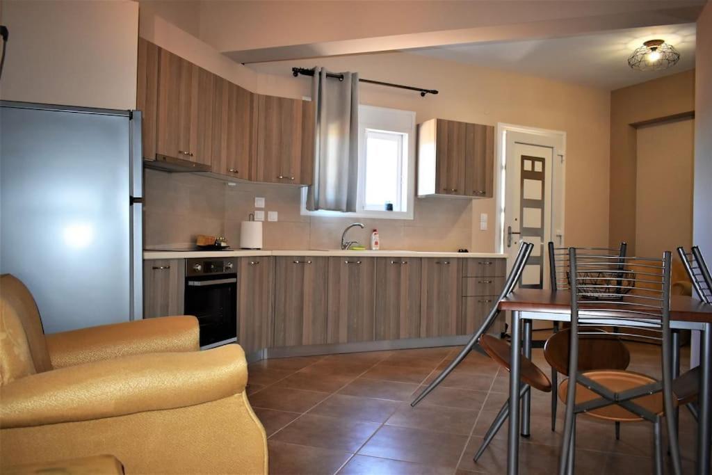 Smailis Apartment 2 Ligourión Ngoại thất bức ảnh