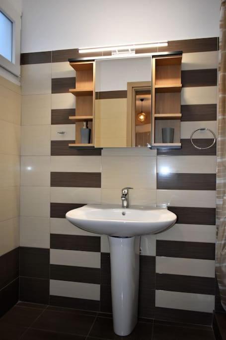 Smailis Apartment 2 Ligourión Ngoại thất bức ảnh